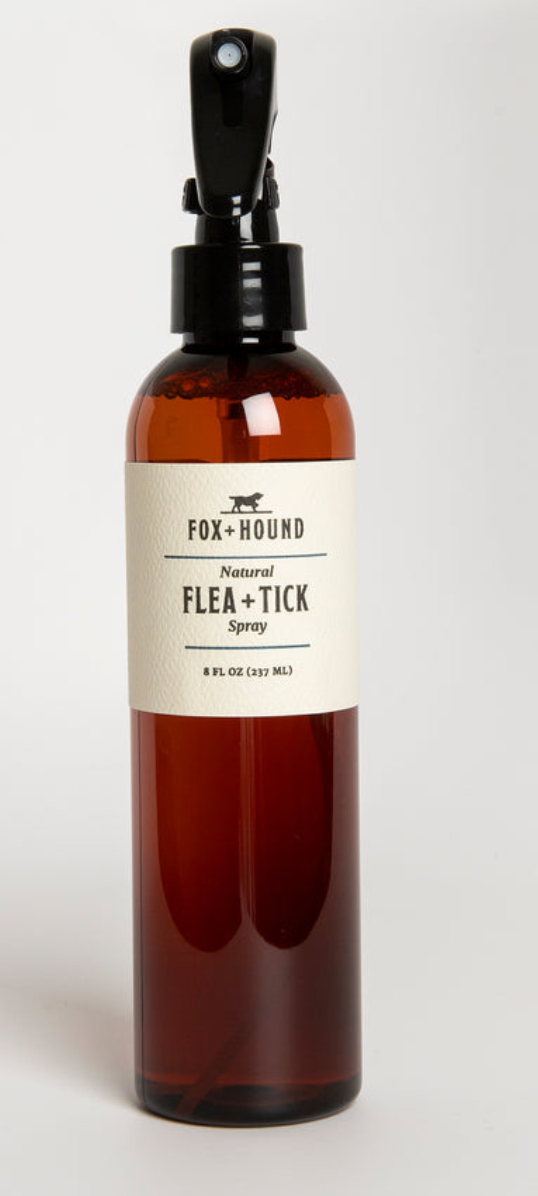 Fox + Hound Natural Flea and Tick Spray (8oz/237ml)