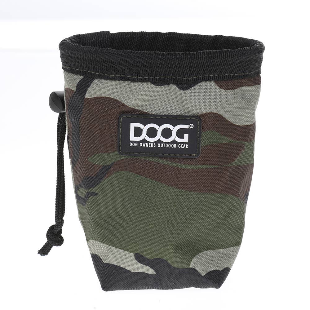 Dog Owners Outdoor Gear Dog Treat &amp; Training Pouch (Small)
