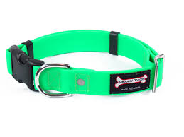 Smoochy Poochy Polyvinyl Quick Release Clip Collar - Various Colours